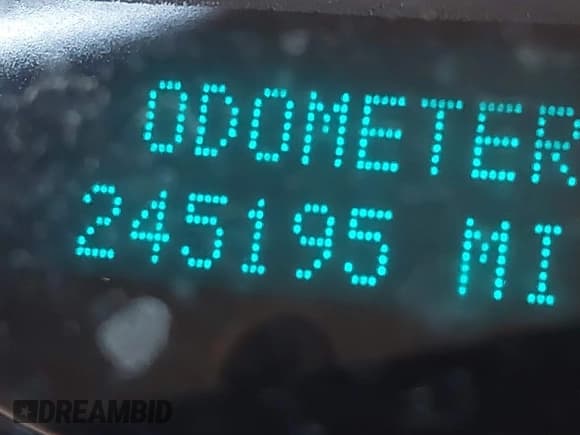 ✅ 2008 Chevrolet Suburban 3LT • VIN: 3GNFC160X8G162523 • Lot: 41527311. Listed on IAAI with 245,195 mi. Free auction sales archive from the USA and detailed vehicle history report at DreamBid. Image 15.