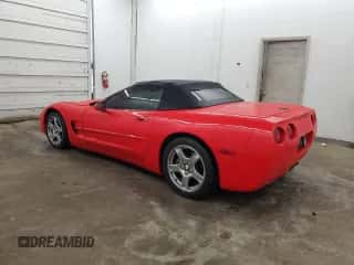 1999 Chevrolet Corvette z VIN 1G1YY32G8X5104054, wystawiony jako Copart lot #73286514 z przebiegiem 124 592 mil mil oraz Szkoda całkowita • Salvage title. Historia ofert i sprzedaży dostępna na DreamBid. Obrazek 2.