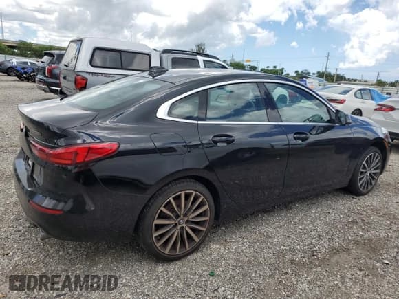 ✅ 2022 BMW 2 Series 228i • VIN: WBA53AK03N7K96059 • Lot: 60000524. Wystawiony na Copart z przebiegiem 23 292 mil. Bezpłatny archiwum sprzedaży aukcyjnych z USA i szczegółowy raport historii pojazdu na DreamBid. Zdjęcie 3.