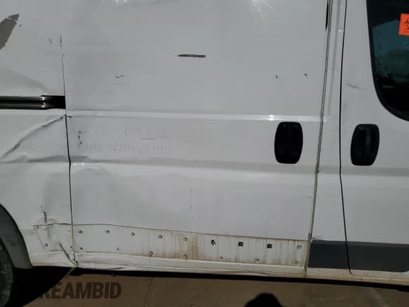 ✅ 2018 Ram ProMaster Cargo • VIN: 3C6TRVAGXJE103986 • Lot: 69441605. Listed on Copart with 190,615 mi. Free auction sales archive from the USA and detailed vehicle history report at DreamBid. Image 11.