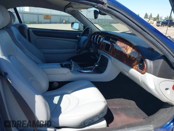 ✅ 2005 Jaguar XK • VIN: SAJDA42B253A42426 • Лот: 42676991. Опубликован ранее на IAAI с пробегом 114 858 миль. Бесплатный доступ к архиву аукционных продаж из США и подробный отчёт об истории автомобиля на DreamBid. Изображение 5.