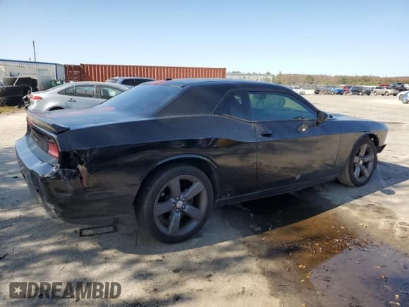 ✅ 2013 Dodge Challenger SXT • VIN: 2C3CDYAG5DH540672 • Lot: 88301915. Wystawiony na Copart z przebiegiem 201 384 mil. Bezpłatny archiwum sprzedaży aukcyjnych z USA i szczegółowy raport historii pojazdu na DreamBid. Zdjęcie 3.