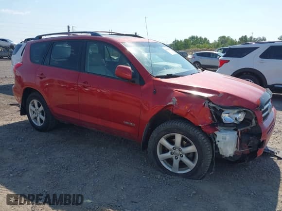 ✅ 2008 Toyota RAV4 Limited • VIN: JTMBK31V285050220 • Lot: 42984815. Wystawiony na IAAI z przebiegiem 141 343 mil. Bezpłatny archiwum sprzedaży aukcyjnych z USA i szczegółowy raport historii pojazdu na DreamBid. Zdjęcie 1.