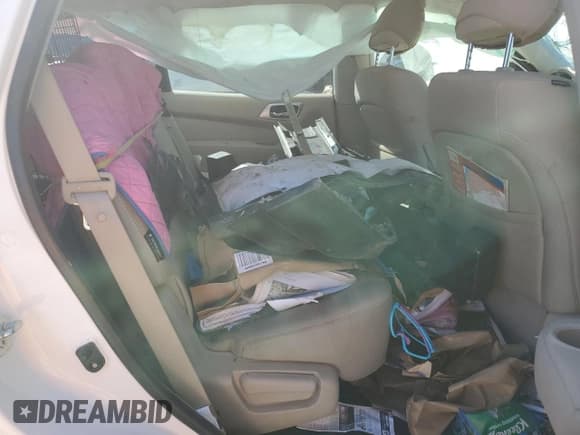 ✅ 2020 Nissan Pathfinder SV • VIN: 5N1DR2BM7LC610933 • Lot: 87431795. Wystawiony na Copart z przebiegiem Nie podano. Bezpłatny archiwum sprzedaży aukcyjnych z USA i szczegółowy raport historii pojazdu na DreamBid. Zdjęcie 11.