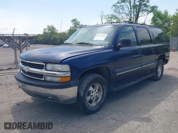 ✅ 2002 Chevrolet Suburban LT • VIN: 1GNFK16Z22J200124 • Лот: 42270704. Опубликован ранее на IAAI с пробегом 218 478 миль. Бесплатный доступ к архиву аукционных продаж из США и подробный отчёт об истории автомобиля на DreamBid. Изображение 2.
