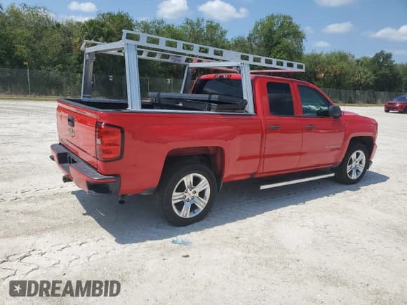 ✅ 2016 Chevrolet Silverado 1500 Custom • VIN: 1GCRCPEH1GZ379358 • Лот: 50903535. Опубликован ранее на Copart с пробегом 177 961 миль. Бесплатный доступ к архиву аукционных продаж из США и подробный отчёт об истории автомобиля на DreamBid. Изображение 3.