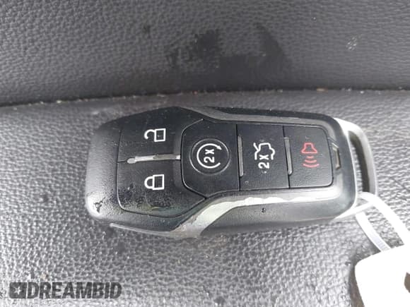 ✅ 2014 Ford Fusion Titanium Hybrid • VIN: 3FA6P0RU2ER324317 • Lot: 42170575. Wystawiony na IAAI z przebiegiem 116 048 mil. Bezpłatny archiwum sprzedaży aukcyjnych z USA i szczegółowy raport historii pojazdu na DreamBid. Zdjęcie 11.