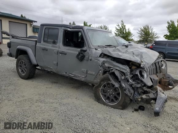✅ 2021 Jeep Gladiator Overland • VIN: 1C6HJTFG0ML602544 • Lot: 68867935. Listed on Copart with 51,798 mi. Free auction sales archive from the USA and detailed vehicle history report at DreamBid. Image 4.