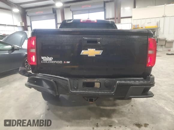 ✅ 2018 Chevrolet Colorado 4WD Work Truck • VIN: 1GCGTBEN8J1133817 • Lot: 87126805. Wystawiony na Copart z przebiegiem 92 480 mil. Bezpłatny archiwum sprzedaży aukcyjnych z USA i szczegółowy raport historii pojazdu na DreamBid. Zdjęcie 6.