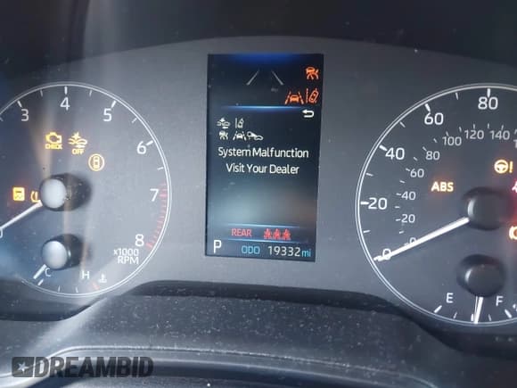 ✅ 2024 Toyota Corolla LE • VIN: 5YFB4MDE1RP137137 • Lot: 43477771. Listed on IAAI with 19,332 mi. Free auction sales archive from the USA and detailed vehicle history report at DreamBid. Image 15.