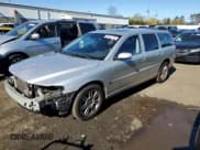 ✅ 2006 Volvo V70 2.4L • VIN: YV1SW612562549792 • Lot: 86781715. Listed on Copart with 289,024 mi. Free auction sales archive from the USA and detailed vehicle history report at DreamBid. Image 1.