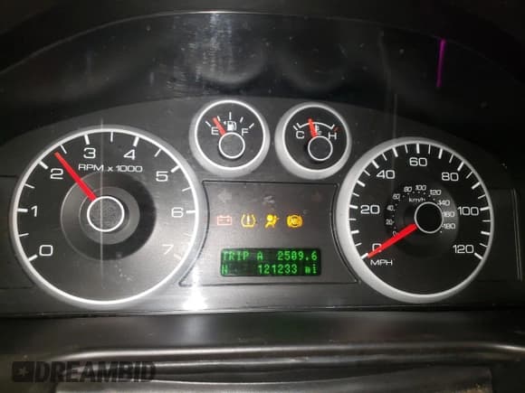 ✅ 2009 Ford Fusion SEL • VIN: 3FAHP02109R143733 • Lot: 53670725. Listed on Copart with 121,233 mi. Free auction sales archive from the USA and detailed vehicle history report at DreamBid. Image 9.