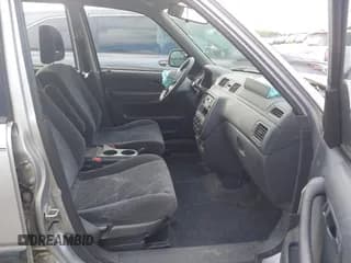 ✅ 2001 Honda CR-V LX • VIN: JHLRD18481C007256 • Lot: 43399860. Wystawiony na IAAI z przebiegiem 158 394 mil. Bezpłatny archiwum sprzedaży aukcyjnych z USA i szczegółowy raport historii pojazdu na DreamBid. Zdjęcie 5.