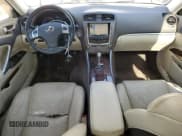 ✅ 2011 Lexus IS 350 • VIN: JTHCE5C20B5000416 • Lot: 61479965. Wystawiony na Copart z przebiegiem 147 719 mil. Bezpłatny archiwum sprzedaży aukcyjnych z USA i szczegółowy raport historii pojazdu na DreamBid. Zdjęcie 8.