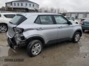 ✅ 2022 Hyundai Venue SE • VIN: KMHRB8A35NU201557 • Lot: 83431004. Listed on Copart with 19,043 mi. Free auction sales archive from the USA and detailed vehicle history report at DreamBid. Image 3.