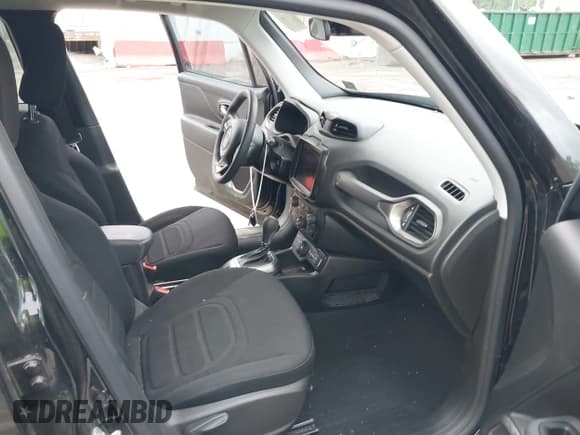 ✅ 2022 Jeep Renegade Latitude • VIN: ZACNJDB19NPN80668 • Лот: 42319464. Опубликован ранее на IAAI с пробегом 33 444 миль. Бесплатный доступ к архиву аукционных продаж из США и подробный отчёт об истории автомобиля на DreamBid. Изображение 5.