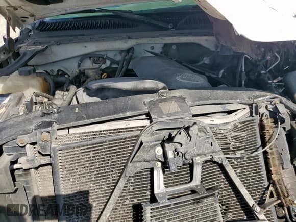 ✅ 2007 Chevrolet Silverado 2500HD LS • VIN: 1GCHK23U37F200532 • Лот: 83857965. Опубликован ранее на Copart с пробегом 332 208 миль. Бесплатный доступ к архиву аукционных продаж из США и подробный отчёт об истории автомобиля на DreamBid. Изображение 11.