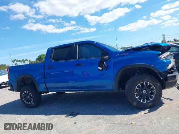 ✅ 2022 Chevrolet Silverado 1500 ZR2 • VIN: 3GCUDHEL3NG584503 • Лот: 41843535. Опубликован ранее на IAAI с пробегом Не указан. Бесплатный доступ к архиву аукционных продаж из США и подробный отчёт об истории автомобиля на DreamBid. Изображение 13.