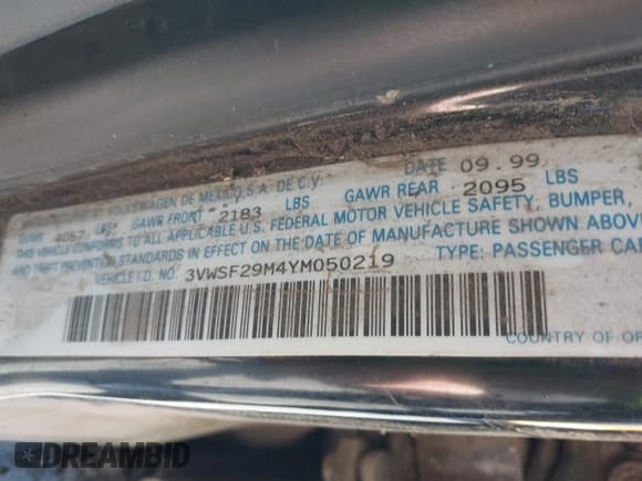 ✅ 2000 Volkswagen Jetta GLS • VIN: 3VWSF29M4YM050219 • Lot: 43734232. Wystawiony na IAAI z przebiegiem 269 881 mil. Bezpłatny archiwum sprzedaży aukcyjnych z USA i szczegółowy raport historii pojazdu na DreamBid. Zdjęcie 9.