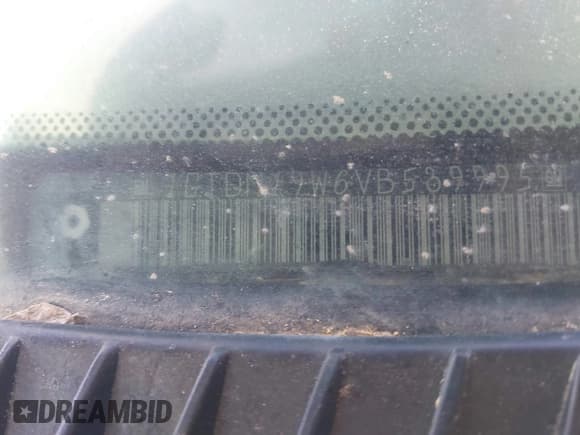 ✅ 1997 GMC Safari Cargo • VIN: 1GTDM19W6VB539995 • Lot: 42396283. Wystawiony na IAAI z przebiegiem Nie podano. Bezpłatny archiwum sprzedaży aukcyjnych z USA i szczegółowy raport historii pojazdu na DreamBid. Zdjęcie 9.