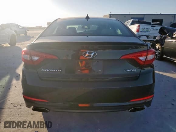 ✅ 2016 Hyundai Sonata Limited • VIN: 5NPE34AF7GH412436 • Lot: 92685915. Listed on Copart with 113,825 mi. Free auction sales archive from the USA and detailed vehicle history report at DreamBid. Image 6.