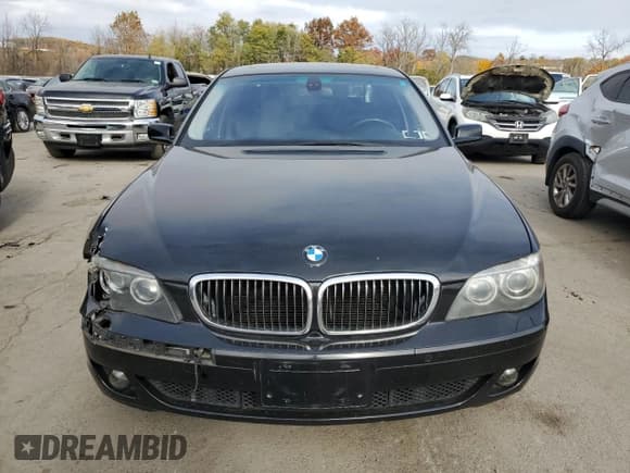 ✅ 2007 BMW 7 Series 750Li • VIN: WBAHN83527DT75530 • Lot: 90488655. Listed on Copart with 117,174 mi. Free auction sales archive from the USA and detailed vehicle history report at DreamBid. Image 5.