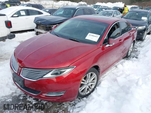 ✅ 2014 Lincoln MKZ • VIN: 3LN6L2J92ER826281 • Lot: 41586661. Wystawiony na IAAI z przebiegiem 112 159 mil. Bezpłatny archiwum sprzedaży aukcyjnych z USA i szczegółowy raport historii pojazdu na DreamBid. Zdjęcie 2.