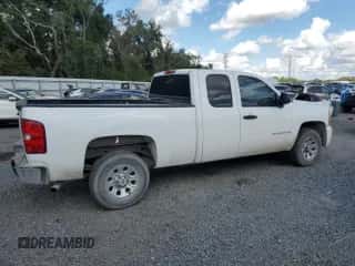 2007 Chevrolet Silverado 1500 1LT z VIN 1GCEC19C97Z622330, wystawiony jako Copart lot #82590945 z przebiegiem Nie podano mil oraz Szkoda całkowita • Salvage title. Historia ofert i sprzedaży dostępna na DreamBid. Obrazek 3.
