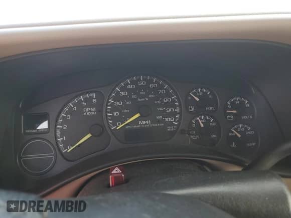 2001 Chevrolet Suburban LS z VIN 3GNEC16T91G243685, wystawiony jako Copart lot #76985874 z przebiegiem Nie podano mil oraz Nie do naprawy • Non repairable. Historia ofert i sprzedaży dostępna na DreamBid. Obrazek 9.