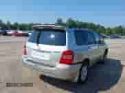 2003 Toyota Highlander с VIN JTEGD21A330070890, выставлен на аукционе IAAI как лот 42388327 с пробегом 180 644 миль миль и . История ставок и продаж доступна на DreamBid. Изображение 4.