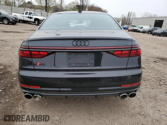 ✅ 2024 Audi S8 • VIN: WAULSAF89RN015605 • Lot: 51800405. Listed on Copart with 2,274 mi. Free auction sales archive from the USA and detailed vehicle history report at DreamBid. Image 6.