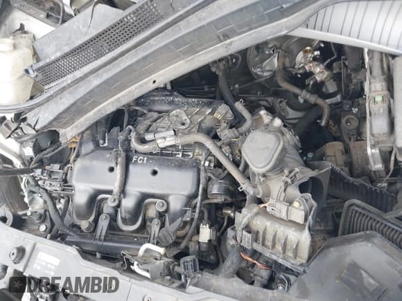 ✅ 2014 Kia Sorento EX • VIN: 5XYKU4A72EG490748 • Lot: 41451611. Wystawiony na IAAI z przebiegiem 184 809 mil. Bezpłatny archiwum sprzedaży aukcyjnych z USA i szczegółowy raport historii pojazdu na DreamBid. Zdjęcie 10.