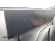 ✅ 2022 BMW iX xDrive50 • VIN: WB523CF0XNCK59055 • Lot: 74855624. Wystawiony na Copart z przebiegiem Nie podano. Bezpłatny archiwum sprzedaży aukcyjnych z USA i szczegółowy raport historii pojazdu na DreamBid. Zdjęcie 9.