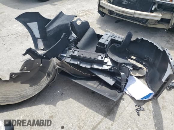 ✅ 2020 Porsche Panamera 4S • VIN: WP0AB2A74LL140089 • Lot: 52334834. Listed on Copart with 32,112 mi. Free auction sales archive from the USA and detailed vehicle history report at DreamBid. Image 12.