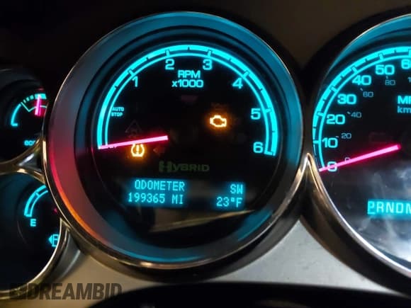 ✅ 2010 Chevrolet Silverado 1500 1HY • VIN: 3GCXKUEJ2AG214941 • Lot: 41221547. Listed on IAAI with 199,365 mi. Free auction sales archive from the USA and detailed vehicle history report at DreamBid. Image 7.