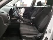 ✅ 2022 Hyundai Venue Limited • VIN: KMHRC8A38NU142713 • Lot: 81831574. Listed on Copart with 32,315 mi. Free auction sales archive from the USA and detailed vehicle history report at DreamBid. Image 7.