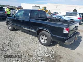 ✅ 2000 Chevrolet S-10 LS • VIN: 1GCCS1954Y8223876 • Лот: 41782118. Опубликован ранее на IAAI с пробегом 237 060 миль. Бесплатный доступ к архиву аукционных продаж из США и подробный отчёт об истории автомобиля на DreamBid. Изображение 3.