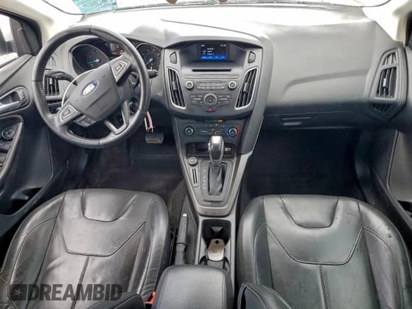 ✅ 2016 Ford Focus SE • VIN: 1FADP3K20GL218077 • Lot: 93291045. Wystawiony na Copart z przebiegiem 100 393 mil. Bezpłatny archiwum sprzedaży aukcyjnych z USA i szczegółowy raport historii pojazdu na DreamBid. Zdjęcie 8.