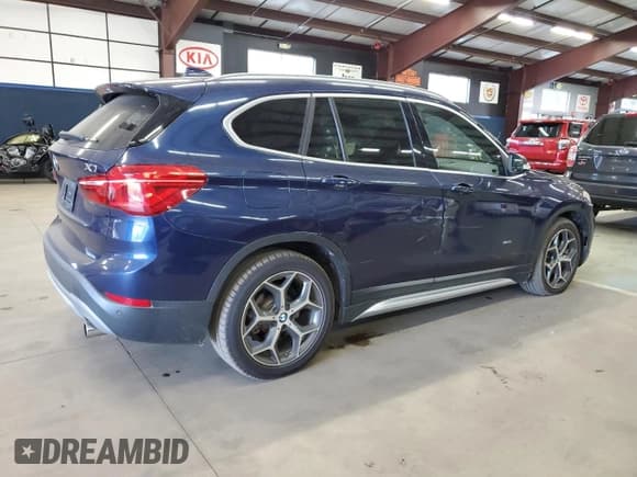 ✅ 2017 BMW X1 sDrive28i • VIN: WBXHU7C39H5H33108 • Lot: 85514455. Listed on Copart with 100,160 mi. Free auction sales archive from the USA and detailed vehicle history report at DreamBid. Image 3.