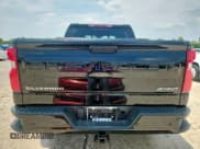 ✅ 2025 Chevrolet Silverado 1500 • VIN: 3GCUKHE89SG170865 • Лот: 67275165. Опубликован ранее на Copart с пробегом 6 272 миль. Бесплатный доступ к архиву аукционных продаж из США и подробный отчёт об истории автомобиля на DreamBid. Изображение 6.