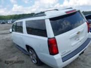 ✅ 2018 Chevrolet Suburban LT • VIN: 1GNSCHKC1JR285155 • Lot: 43257026. Wystawiony na IAAI z przebiegiem Nie podano. Bezpłatny archiwum sprzedaży aukcyjnych z USA i szczegółowy raport historii pojazdu na DreamBid. Zdjęcie 14.