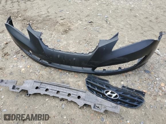 ✅ 2011 Hyundai Genesis Coupe • VIN: KMHHT6KDXBU044995 • Lot: 58728145. Wystawiony na Copart z przebiegiem 112 454 mil. Bezpłatny archiwum sprzedaży aukcyjnych z USA i szczegółowy raport historii pojazdu na DreamBid. Zdjęcie 12.