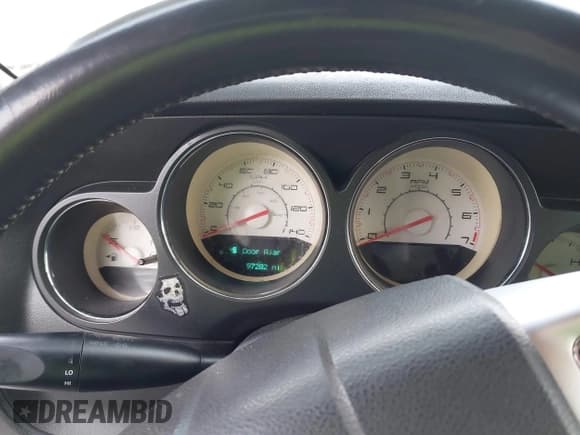 ✅ 2014 Dodge Challenger SXT • VIN: 2C3CDYAG0EH149589 • Lot: 41506798. Wystawiony na IAAI z przebiegiem 97 282 mil. Bezpłatny archiwum sprzedaży aukcyjnych z USA i szczegółowy raport historii pojazdu na DreamBid. Zdjęcie 7.