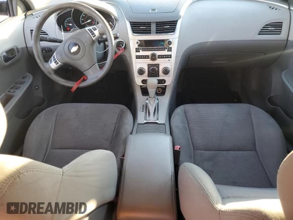 ✅ 2012 Chevrolet Malibu 1LS • VIN: 1G1ZB5E06CF210197 • Lot: 80388944. Listed on Copart with 113,279 mi. Free auction sales archive from the USA and detailed vehicle history report at DreamBid. Image 8.