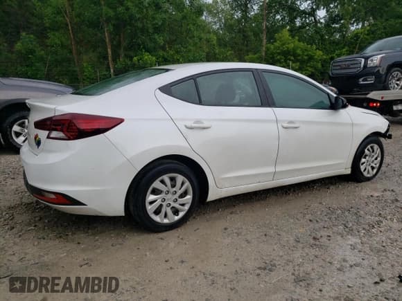 ✅ 2019 Hyundai Elantra SE • VIN: 5NPD74LF9KH444150 • Lot: 65036225. Listed on Copart with 81,327 mi. Free auction sales archive from the USA and detailed vehicle history report at DreamBid. Image 3.