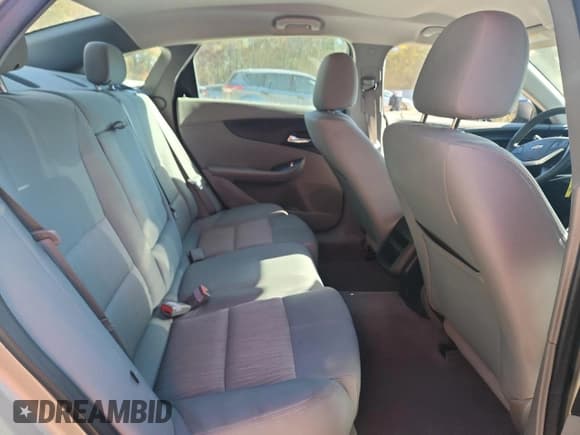 ✅ 2014 Chevrolet Impala LS • VIN: 2G11Y5SLXE9139446 • Lot: 91991565. Listed on Copart with 140,261 mi. Free auction sales archive from the USA and detailed vehicle history report at DreamBid. Image 10.