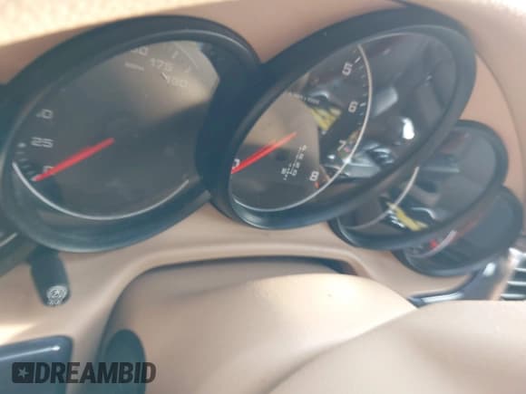 ✅ 2011 Porsche Panamera • VIN: WP0AA2A77BL020692 • Lot: 42079937. Listed on IAAI with Not provided. Free auction sales archive from the USA and detailed vehicle history report at DreamBid. Image 14.