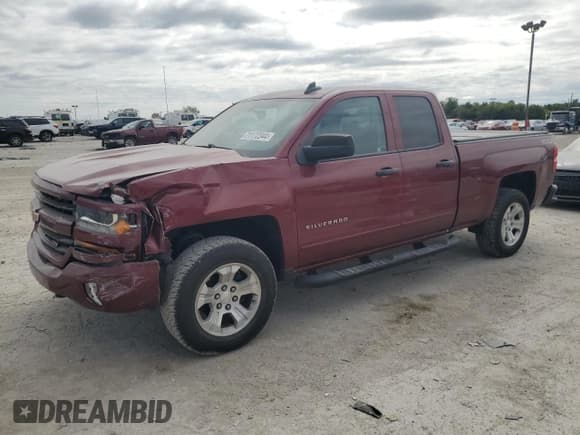 ✅ 2016 Chevrolet Silverado 1500 LT • VIN: 1GCVKREH0GZ407602 • Лот: 71172344. Опубликован ранее на Copart с пробегом 99 901 миль. Бесплатный доступ к архиву аукционных продаж из США и подробный отчёт об истории автомобиля на DreamBid. Изображение 1.