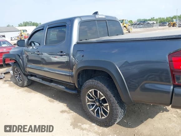 ✅ 2021 Toyota Tacoma SR • VIN: 3TMCZ5AN5MM377856 • Лот: 42824866. Опубликован ранее на IAAI с пробегом 58 546 миль. Бесплатный доступ к архиву аукционных продаж из США и подробный отчёт об истории автомобиля на DreamBid. Изображение 15.