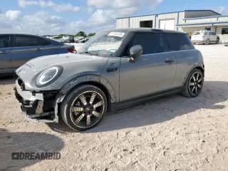 2023 MINI Hardtop Cooper S with VIN WMW53DH08P2T68558, listed as a Copart auction lot 81202325 with 31,993 mi miles and Salvage title. Bid and sale history available at DreamBid. Image 1.